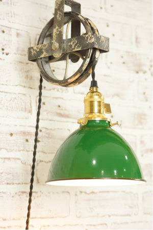 Vintage Style Wall Lamp, Green Lamp Shade W/Pully & 40" Cording